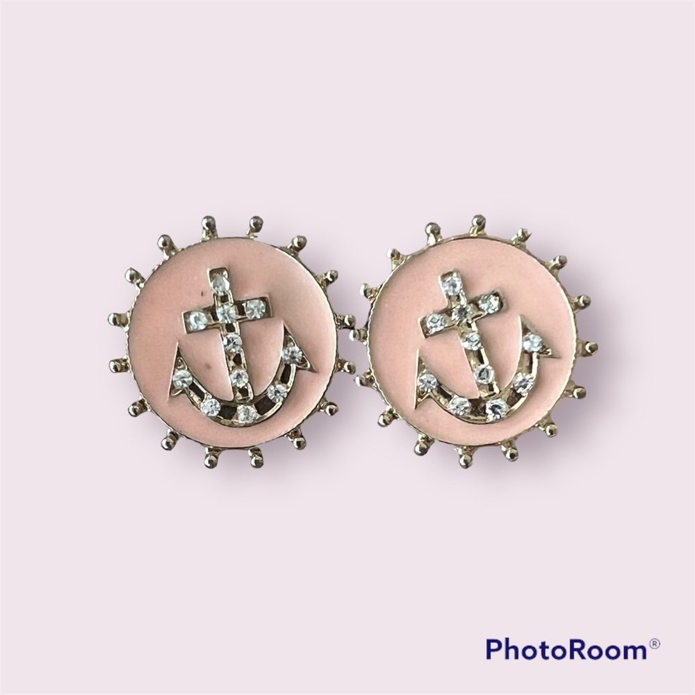 Nautical earring studs